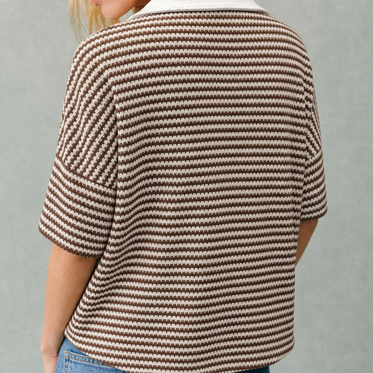 Collared V‑Notch Striped Short Sleeve Knit Top